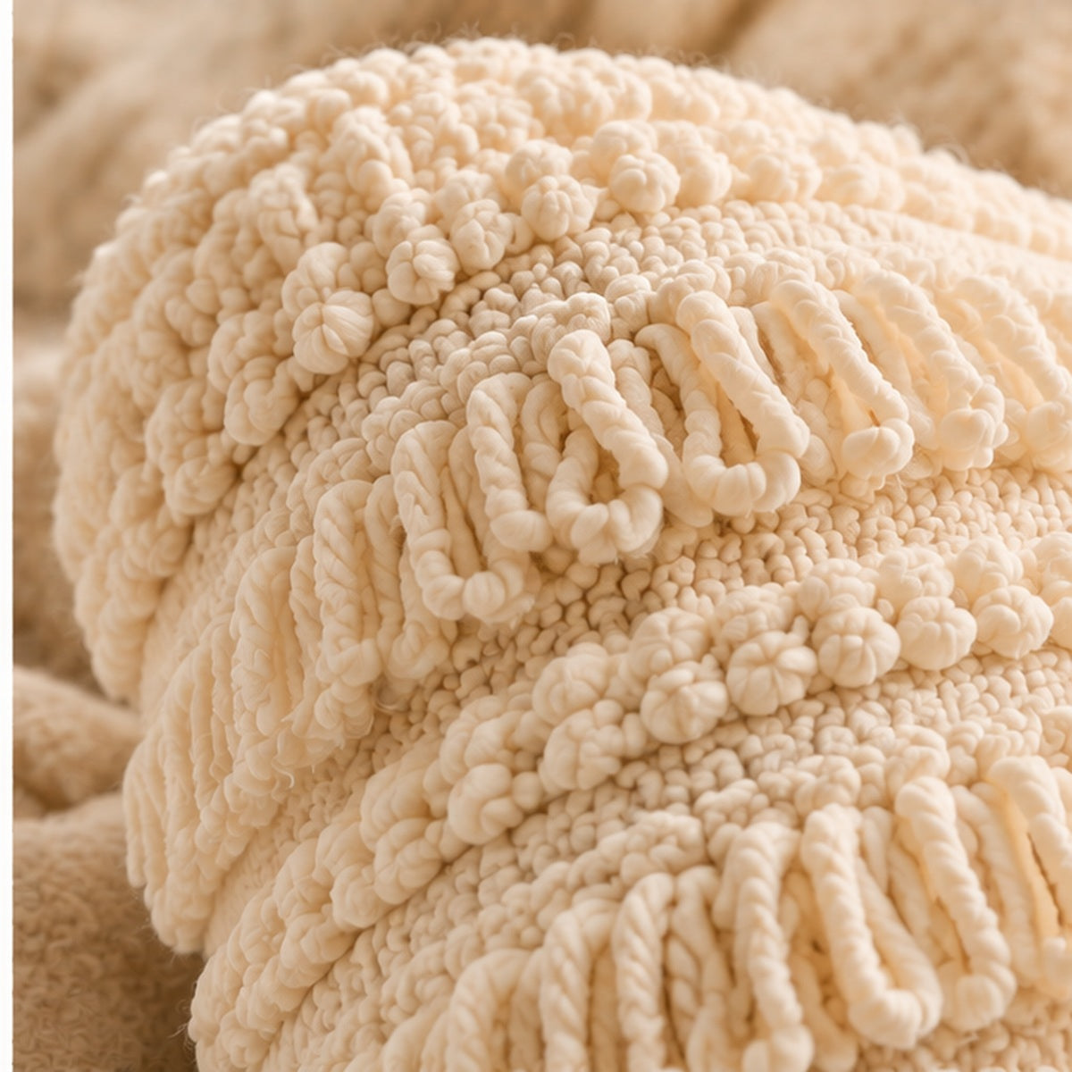 Contoured Looped Wool Neck Support Pillow – Natural Cream