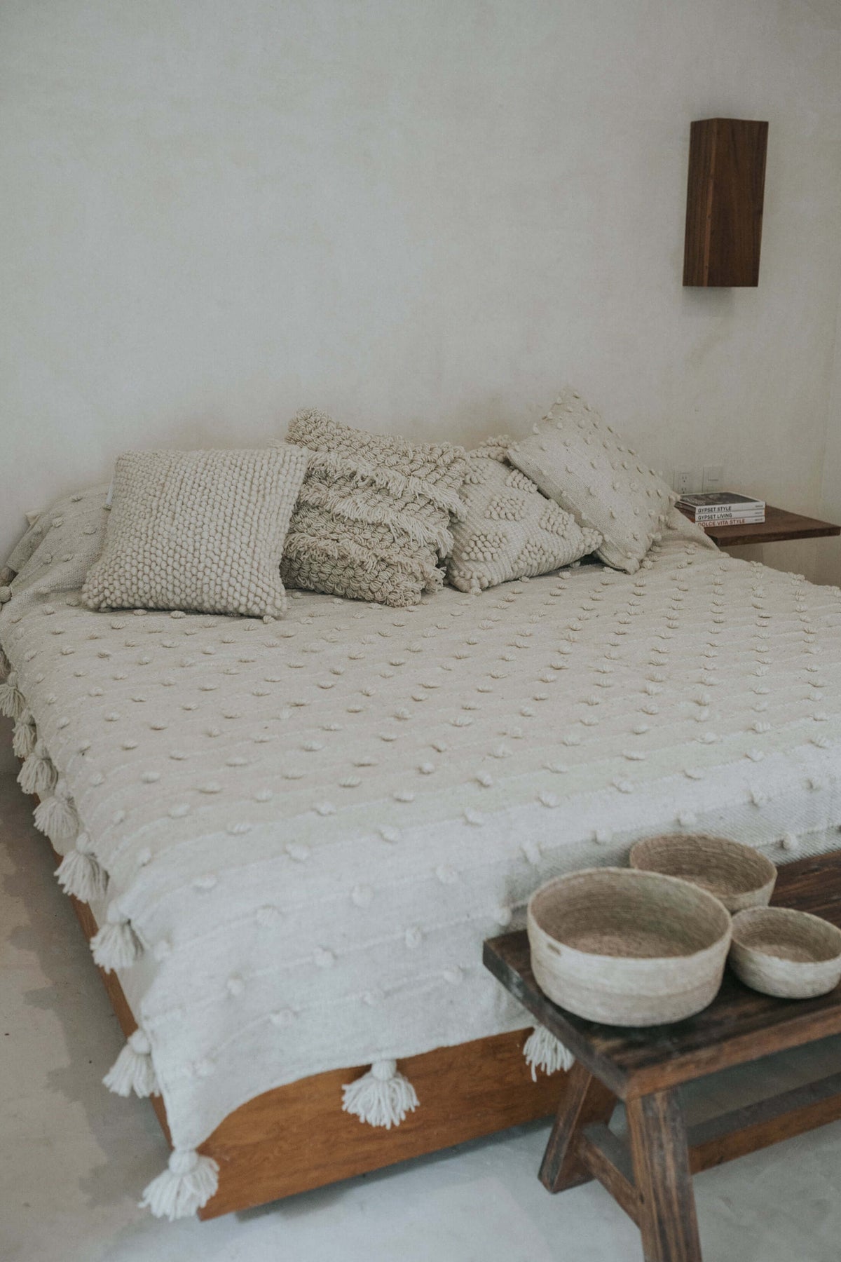 Scattered Pom Pom Wool Quilt